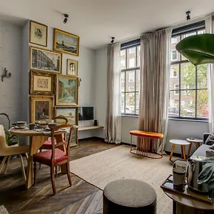Apartment Canal House With Garden, Amsterdam